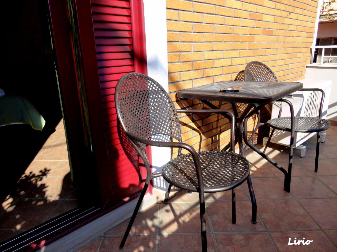 Lirio Guest House Makrakómi Exteriér fotografie